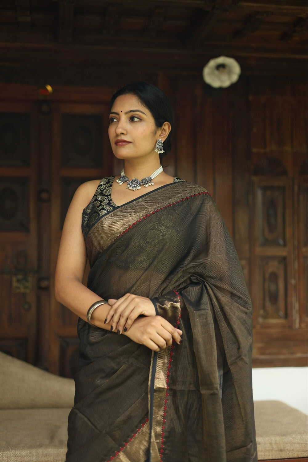 Charcoal Black & Red Pallu Appliqué Maheshwari Tissue Silk Saree