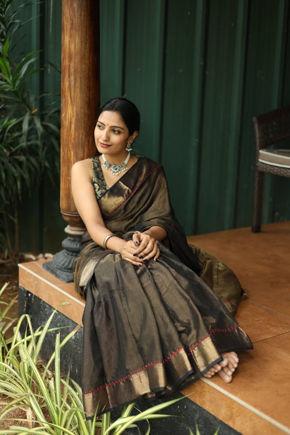 Charcoal Black & Red Pallu Appliqué Maheshwari Tissue Silk Saree