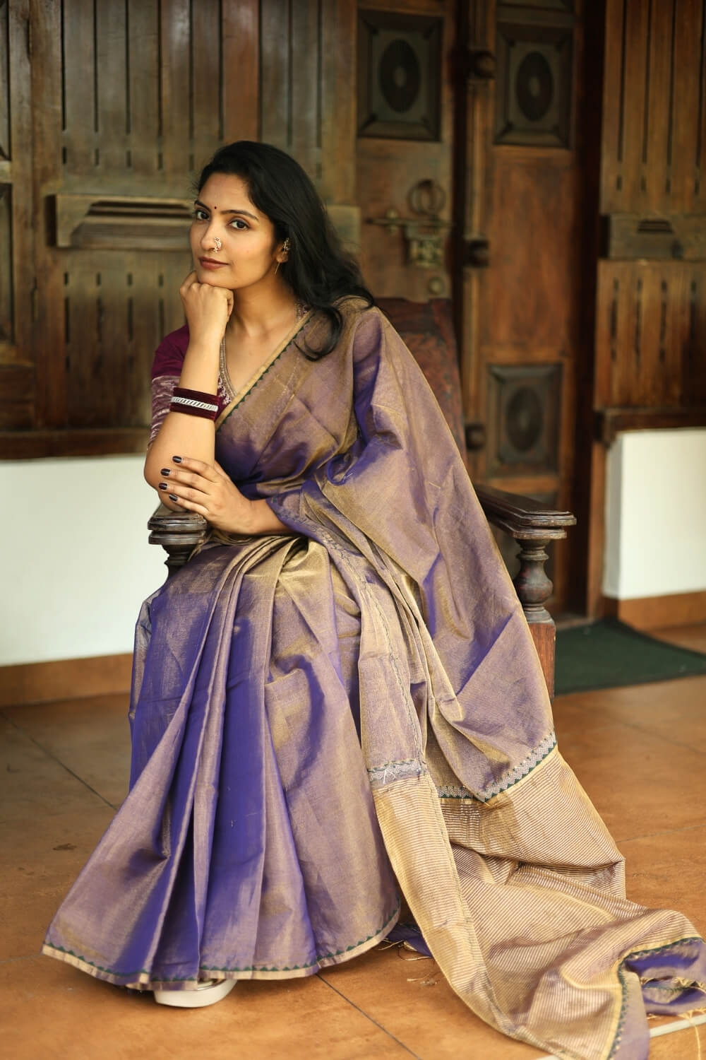 Double-Shaded Purple Pallu Embroidered Maheshwari Tissue Silk Saree