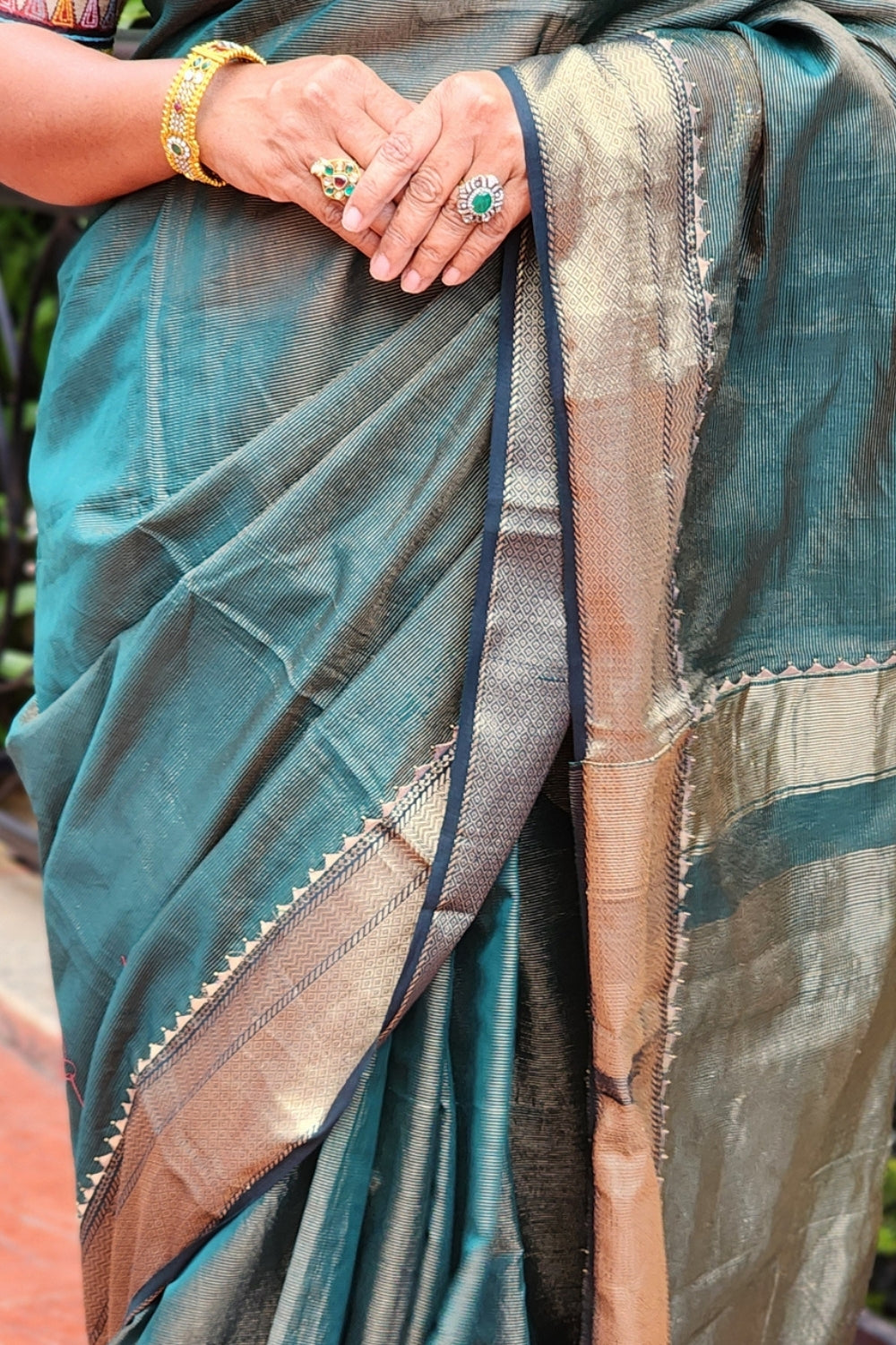 Golden Sea Green Appliqué Maheshwari Tissue Silk Saree