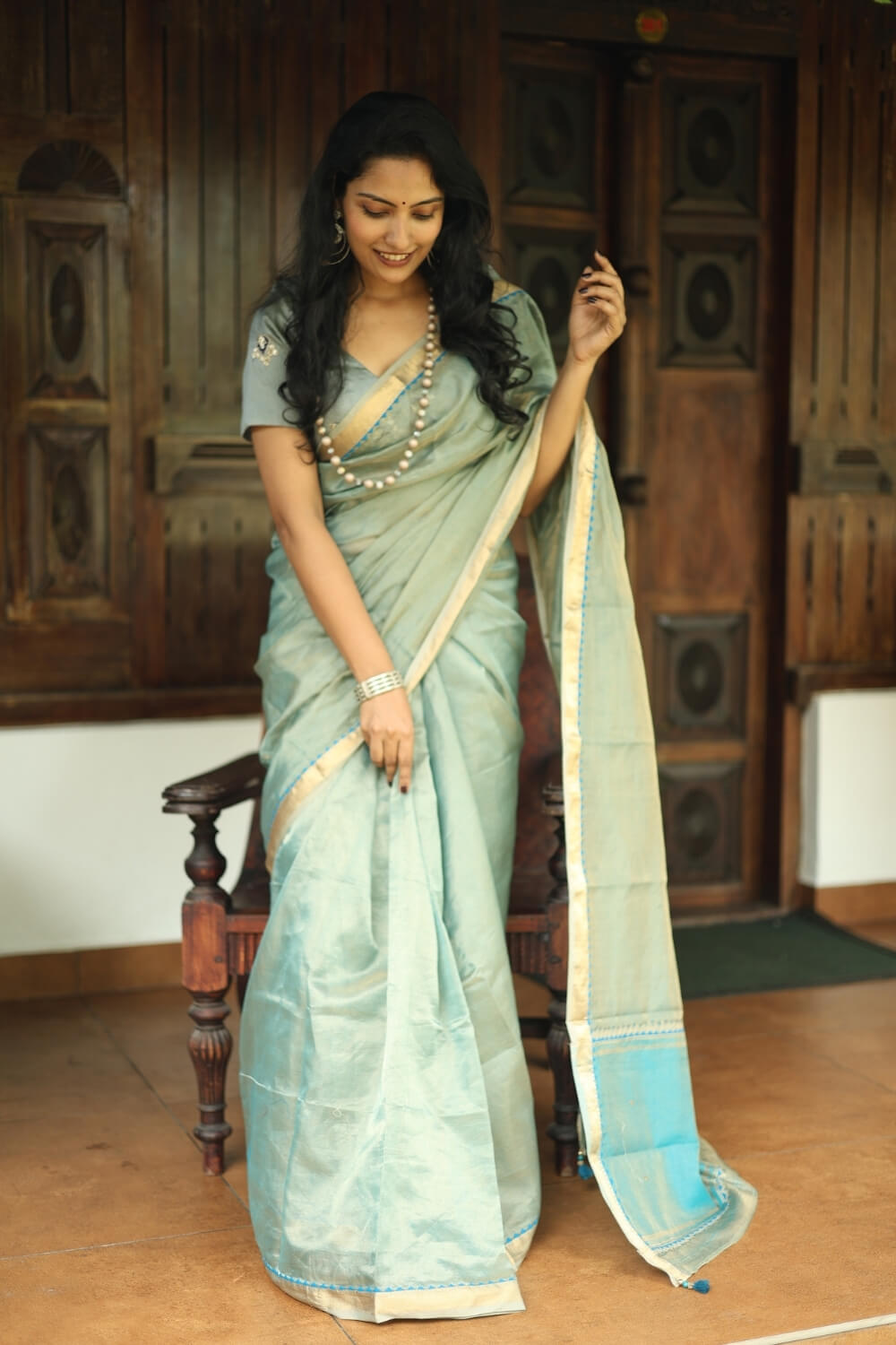 Light Sea Green Red Appliqué Maheshwari Tissue Silk Saree