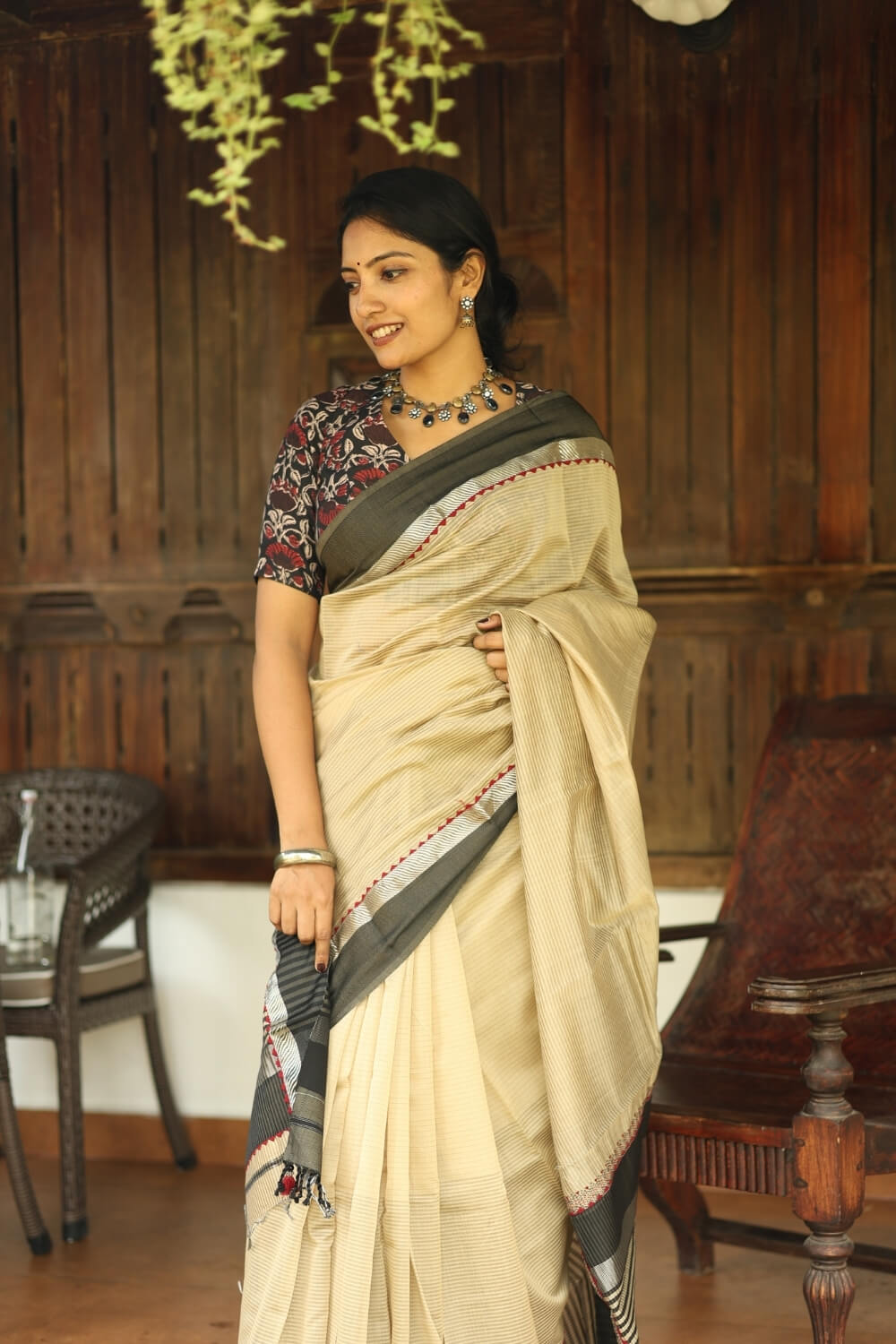 Sap Green Border Embroidered Maheshwari Silk Saree